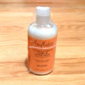 SheaMoisture Coconut & Hibiscus Curl & Style Milk